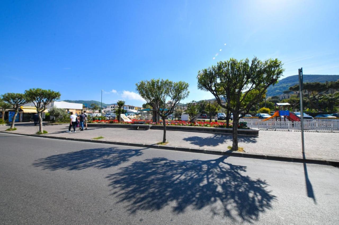 Alloggio Nuovissimo Al Centro E Rilassante Ischia Kültér fotó