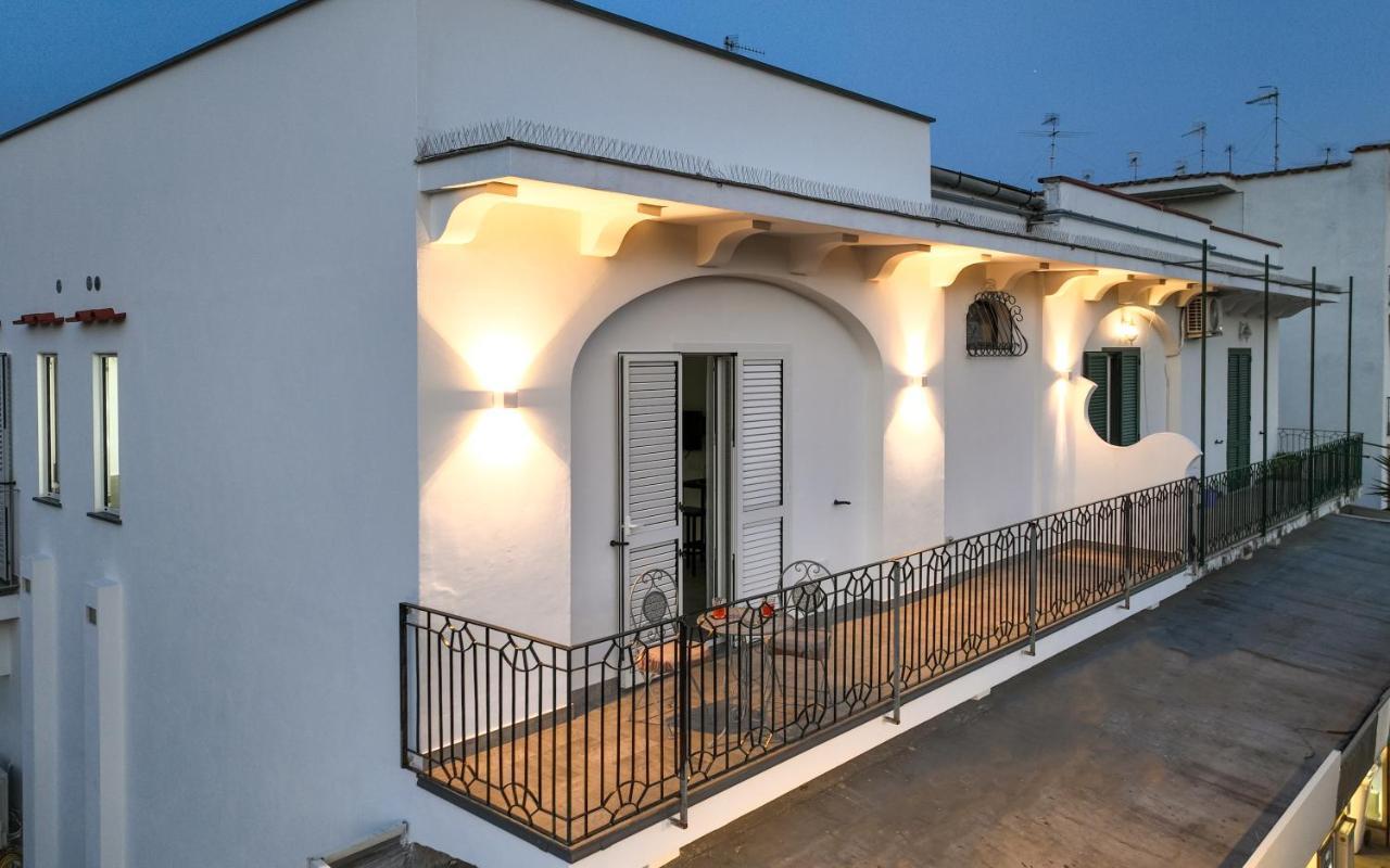 Alloggio Nuovissimo Al Centro E Rilassante Ischia Kültér fotó